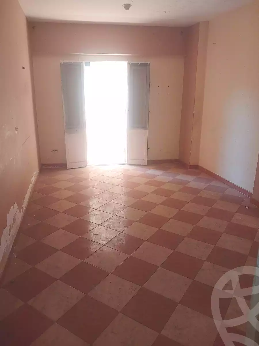 https://aqarmap.com.eg/en/listing/7010906-for-sale-alexandria-al-agamy-el-hanouvel