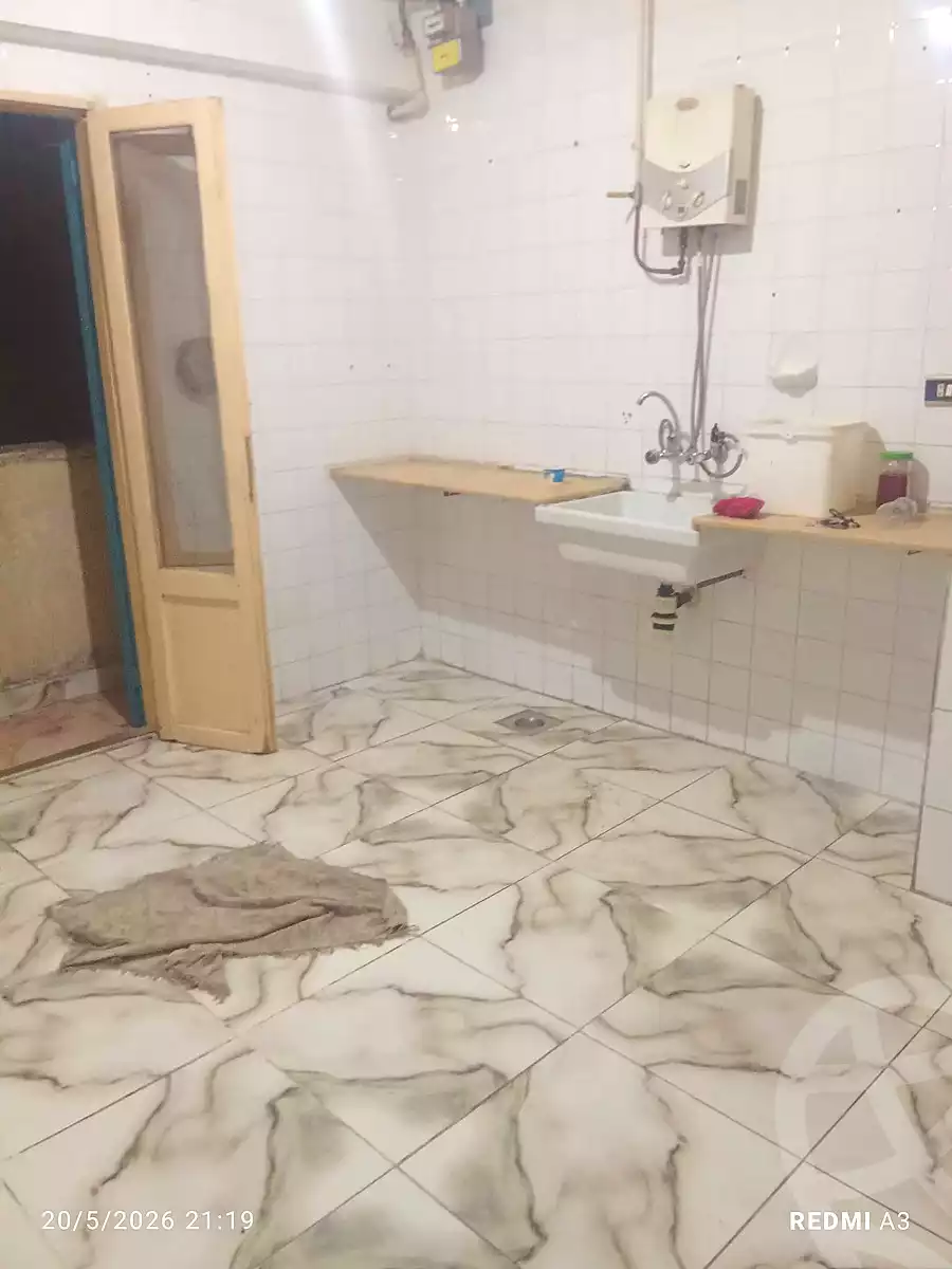 https://aqarmap.com.eg/ar/listing/7010880-for-rent-alexandria-al-agamy-el-hanouvel