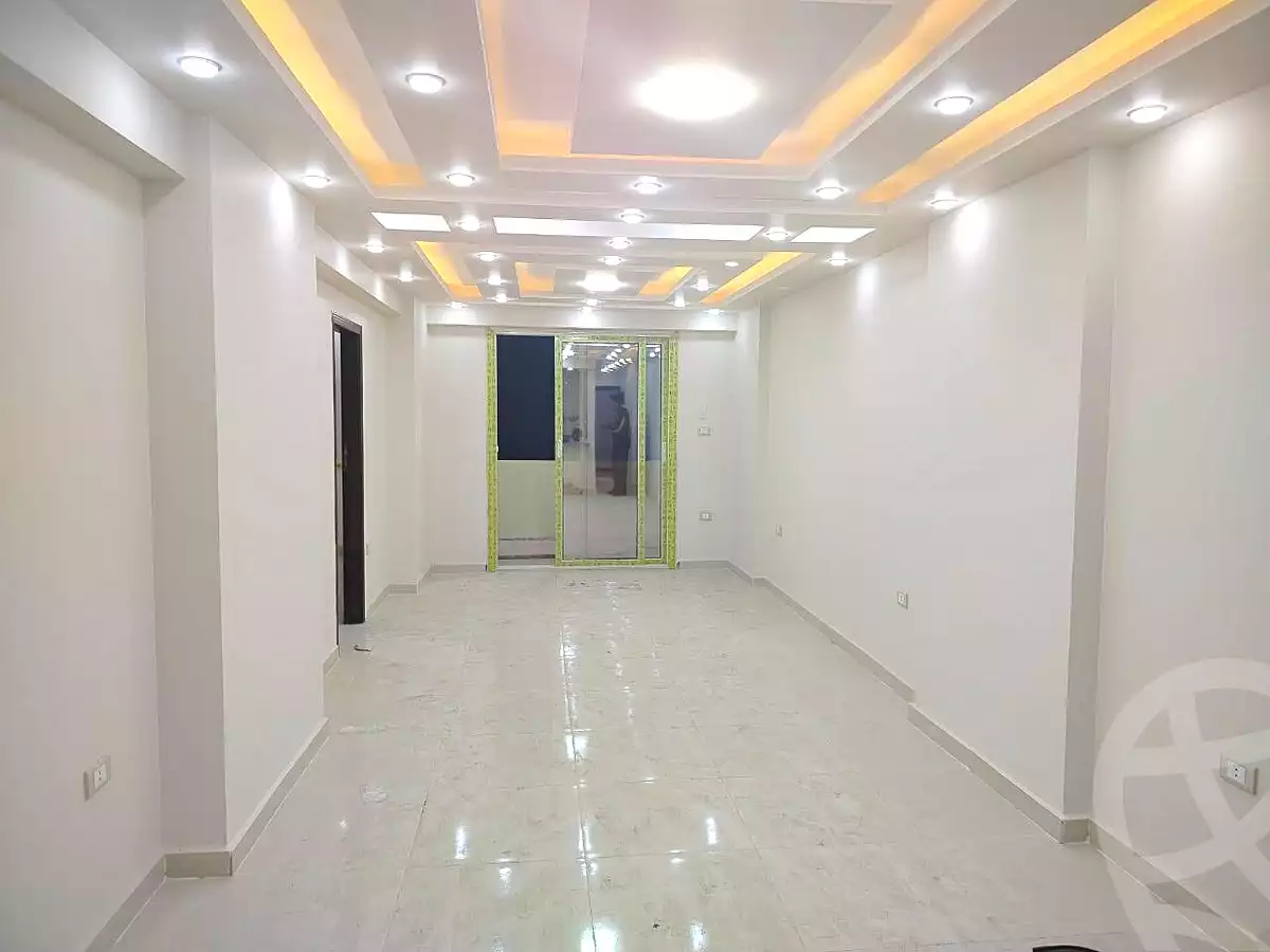 https://aqarmap.com.eg/ar/listing/7010871-for-sale-alexandria-al-agamy-lbytsh-bianchiii