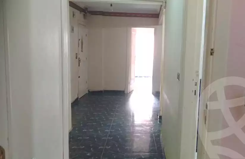 https://aqarmap.com.eg/ar/listing/7011510-for-rent-alexandria-el-mandara-branched-from-al-sayed-hussin-st
