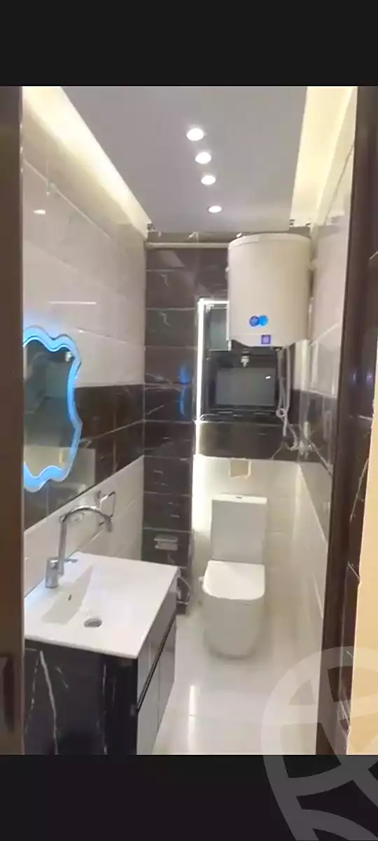 https://aqarmap.com.eg/ar/listing/7011586-for-rent-cairo-el-mohandesen-shareaa-ahmed-orabi