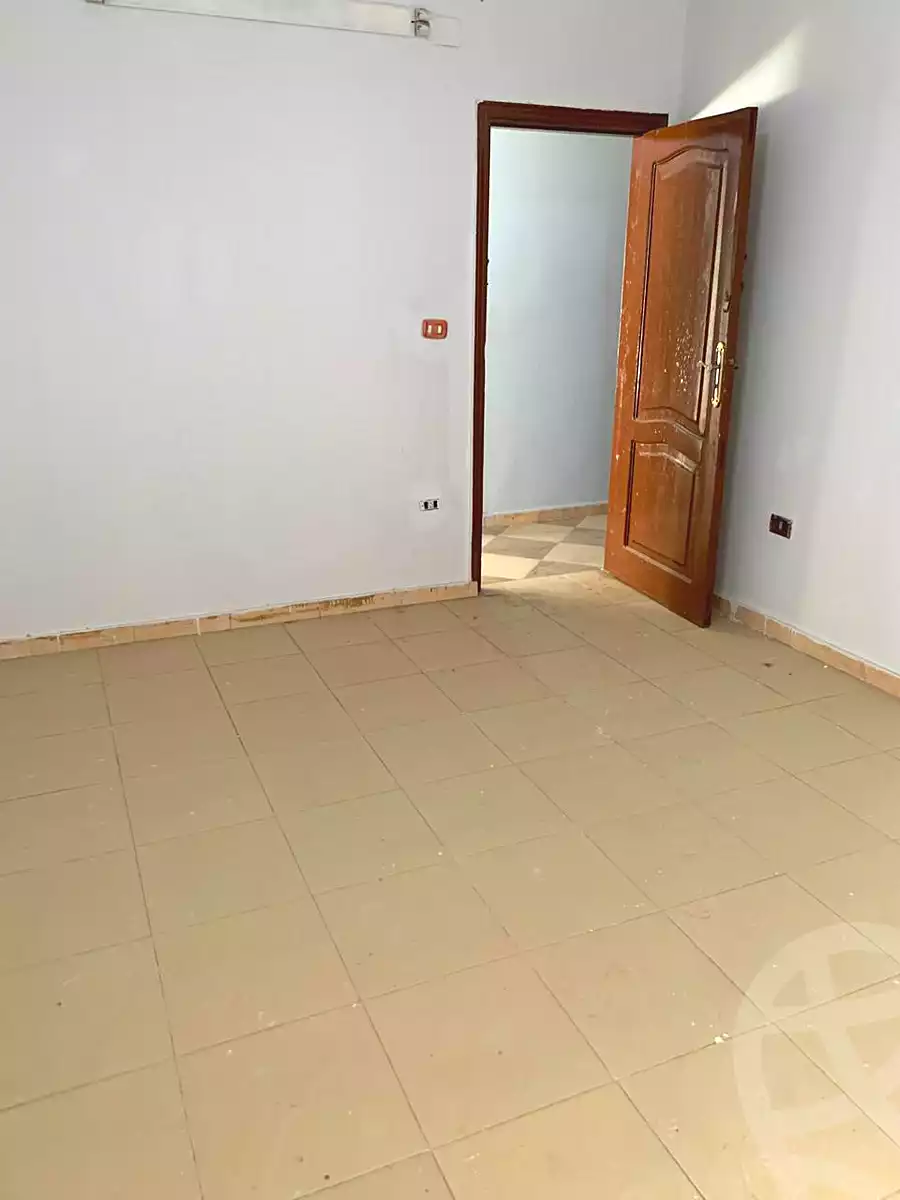 https://aqarmap.com.eg/ar/listing/7011898-for-rent-cairo-faisal-el-tawabeq-el-shaheed-ahmed-hamdy-st