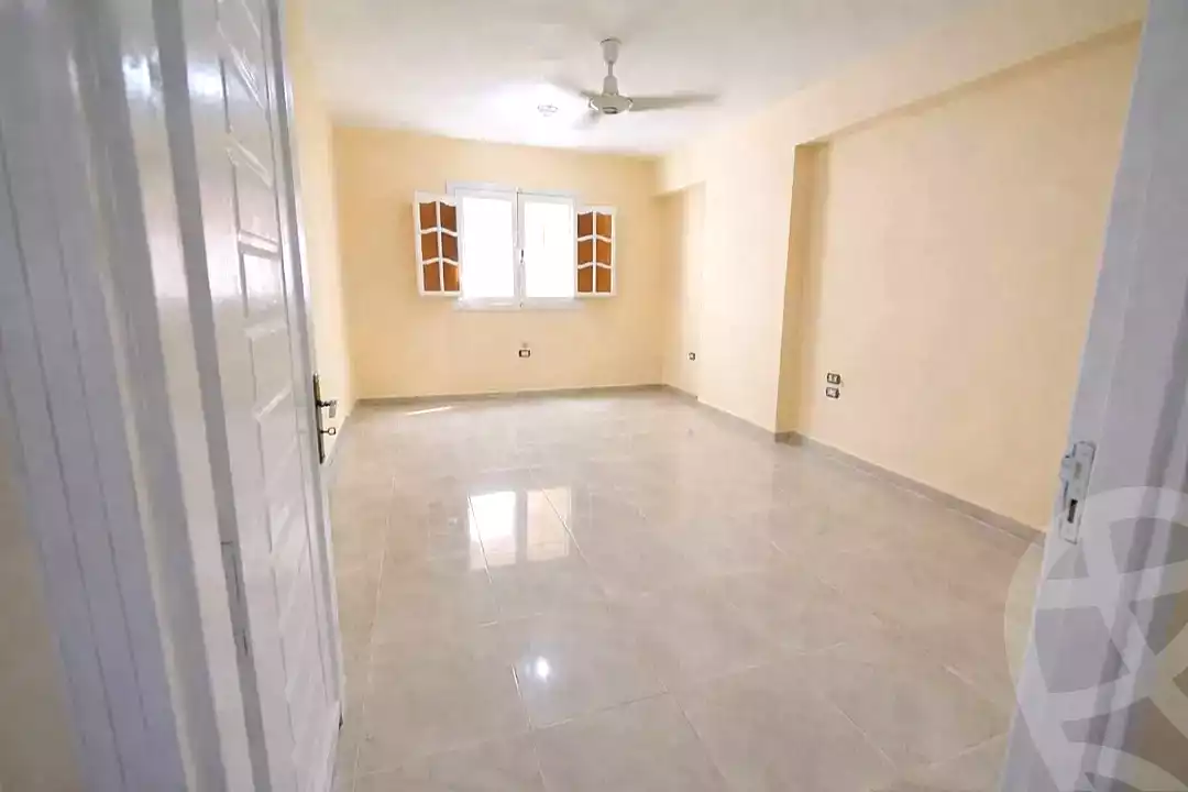 https://aqarmap.com.eg/ar/listing/7012172-for-sale-cairo-ain-shams-ain-shams-el-sharkia