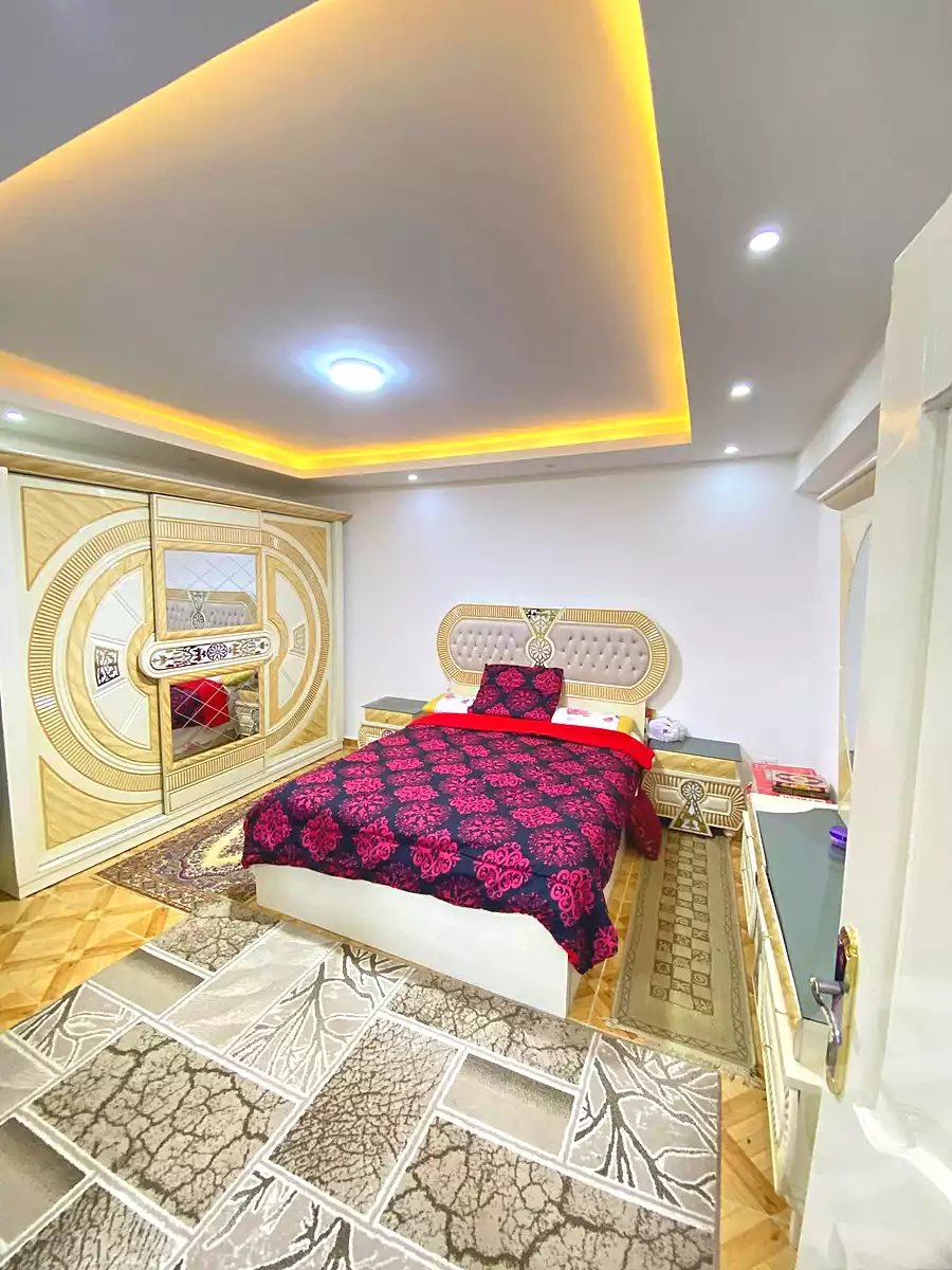 https://aqarmap.com.eg/ar/listing/7012429-for-sale-alexandria-al-agamy-lbytsh-mohamed-el-fardi-st