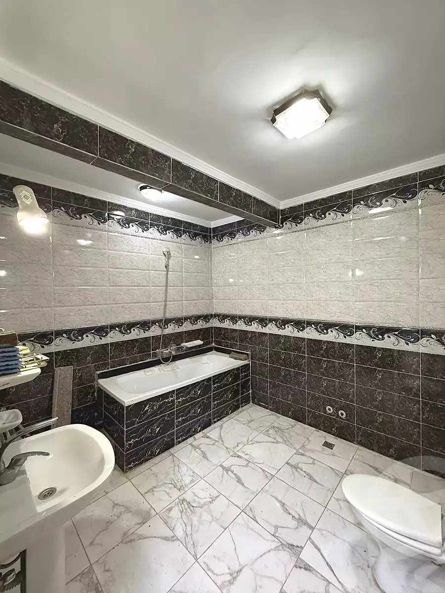 https://aqarmap.com.eg/ar/listing/7010838-for-sale-alexandria-el-montazah