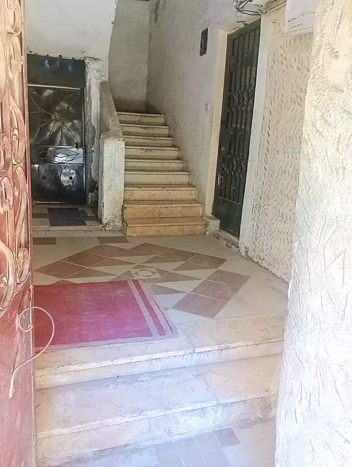 https://aqarmap.com.eg/en/listing/7013395-for-sale-alexandria-al-agamy-el-hanouvel