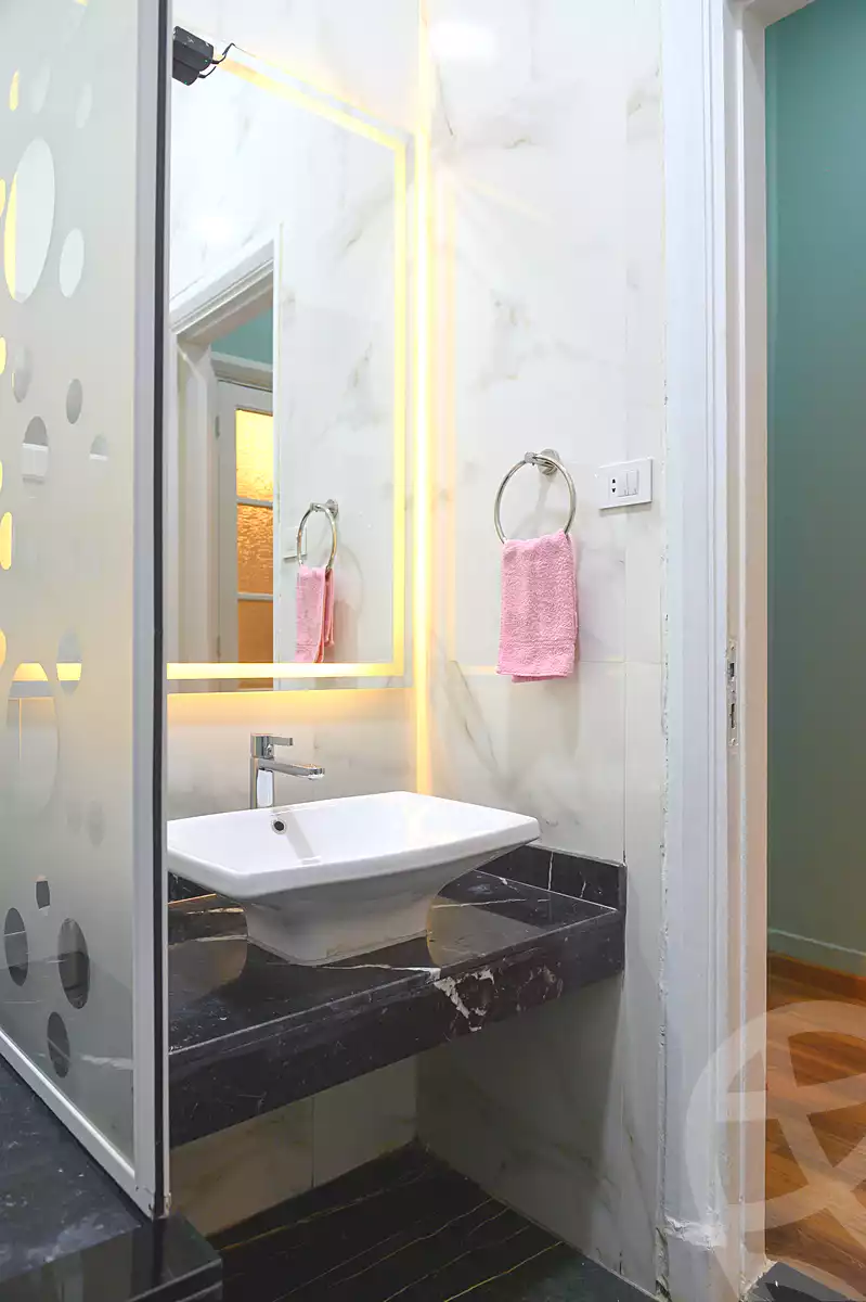 https://aqarmap.com.eg/ar/listing/7013585-for-rent-cairo-downtown-abdeen-el-shaikh-rihan-st