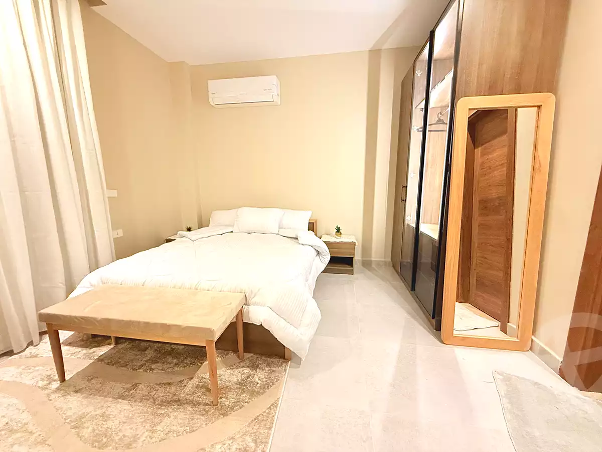 https://aqarmap.com.eg/en/listing/7013634-for-rent-cairo-new-cairo-ganob-el-akadamiya-south-academy-a-moaz-ibn-gabal-st