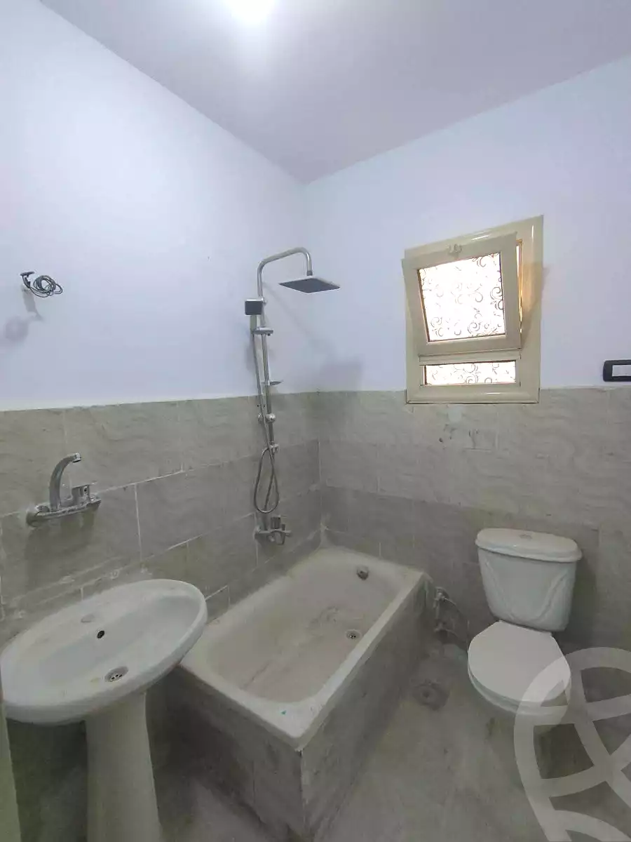 https://aqarmap.com.eg/en/listing/7013714-for-sale-alexandria-lsywf-el-falki