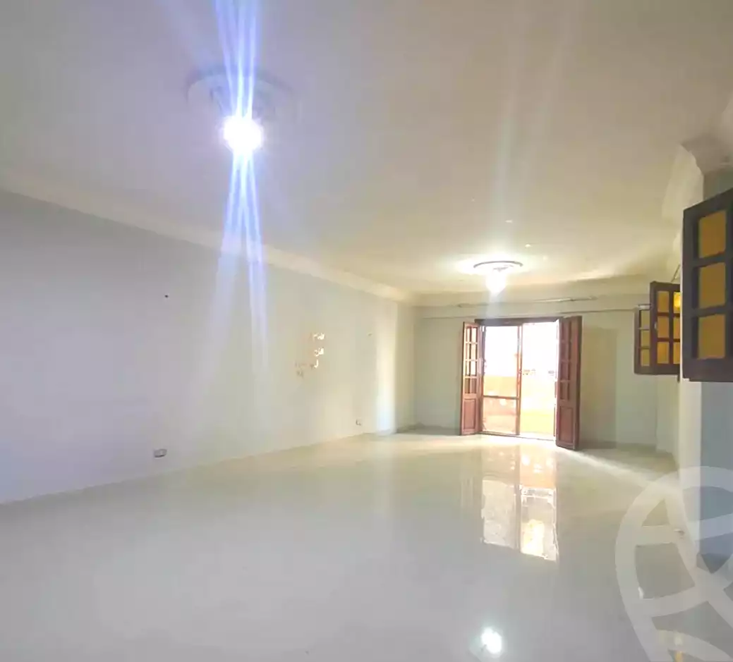 https://aqarmap.com.eg/ar/listing/7014090-for-rent-alexandria-el-asafra-l-sfr-bhry-el-geish-rd