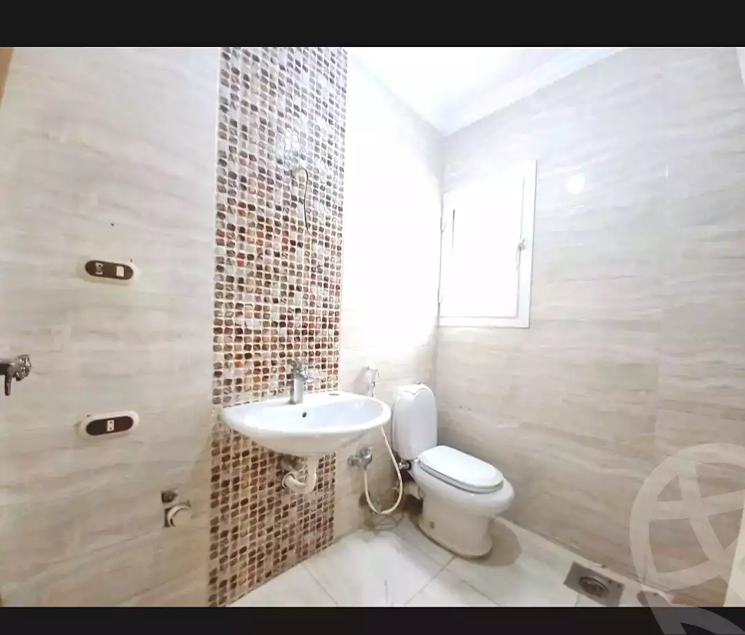 https://aqarmap.com.eg/en/listing/7014184-for-sale-alexandria-sydy-bshr-sydy-bshr-bhry-sidi-beshr-mosque-st