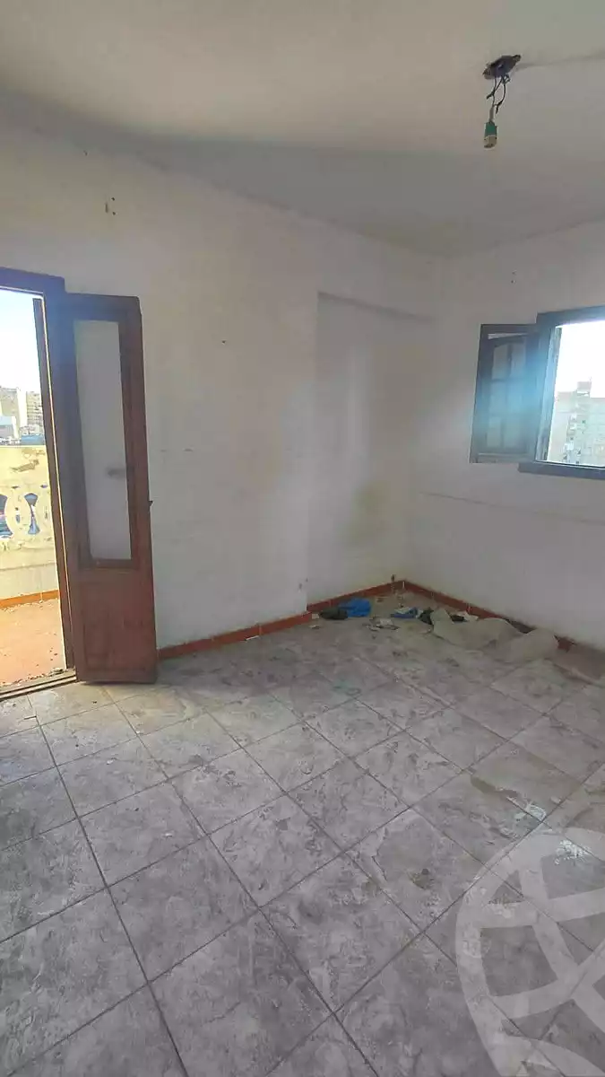 https://aqarmap.com.eg/ar/listing/7014214-for-sale-alexandria-sydy-bshr-shr-mlk-hfny