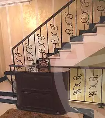 تاون هاوس بـ٥ غرف نوم في Mena Garden City، صورة ٩ من ٩