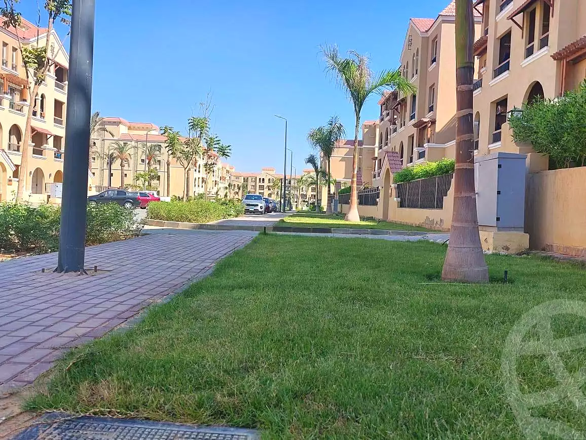 https://aqarmap.com.eg/ar/listing/7014784-for-sale-cairo-el-shorouk-compounds-maadi-view