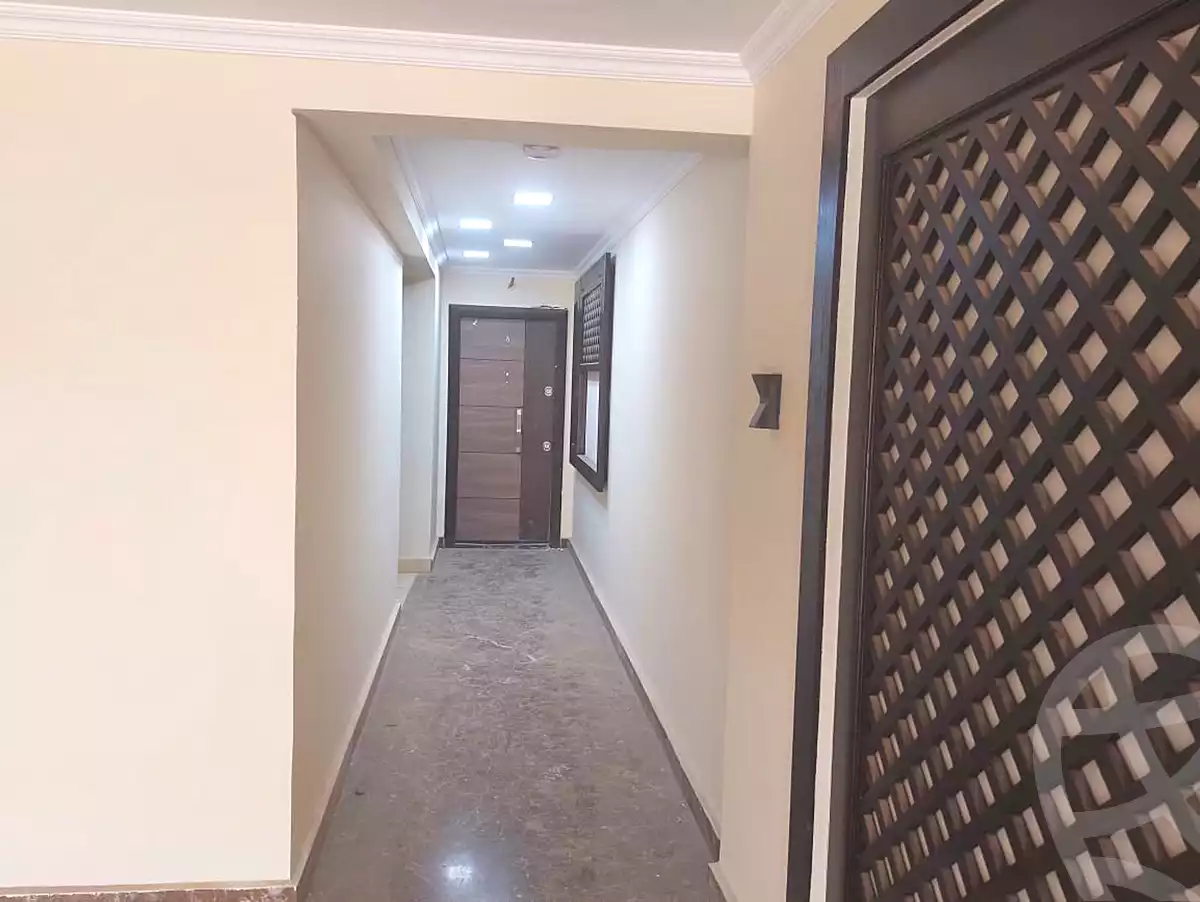 https://aqarmap.com.eg/ar/listing/7014939-for-sale-cairo-el-shorouk-compounds-park-side-compound-tld