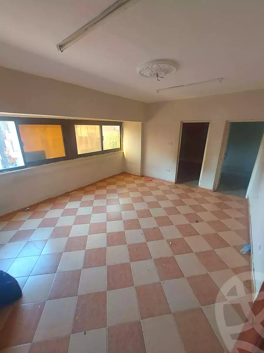 https://aqarmap.com.eg/en/listing/7015829-for-sale-cairo-helwan-kwrnysh-hlwn