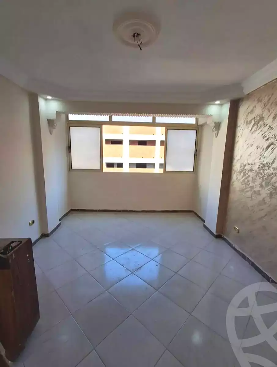 https://aqarmap.com.eg/en/listing/7016108-for-sale-alexandria-lsywf-el-falki