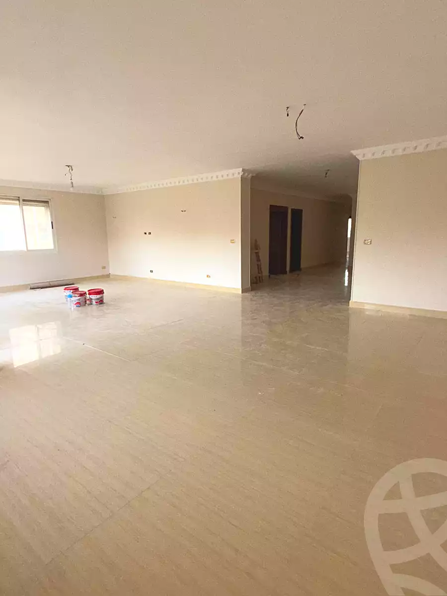 https://aqarmap.com.eg/ar/listing/7016076-for-sale-cairo-new-cairo-lrhb-city-phase-4-saad-zaghloul-st