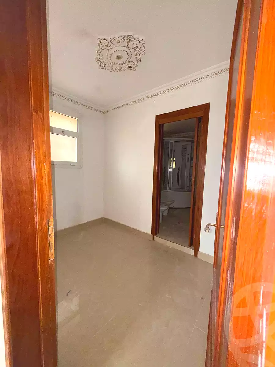 https://aqarmap.com.eg/ar/listing/7016076-for-sale-cairo-new-cairo-lrhb-city-phase-4-saad-zaghloul-st