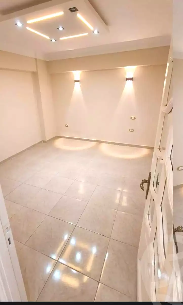 https://aqarmap.com.eg/ar/listing/7016255-for-sale-alexandria-lsywf-el-falki