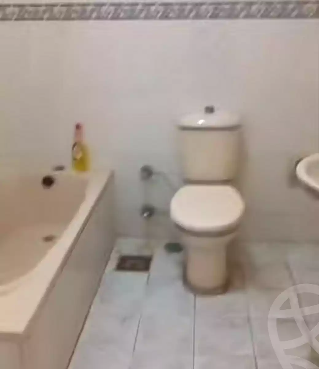 https://aqarmap.com.eg/en/listing/7016387-for-sale-alexandria-al-agamy-el-hanouvel-kasr-al-quiri-st-1