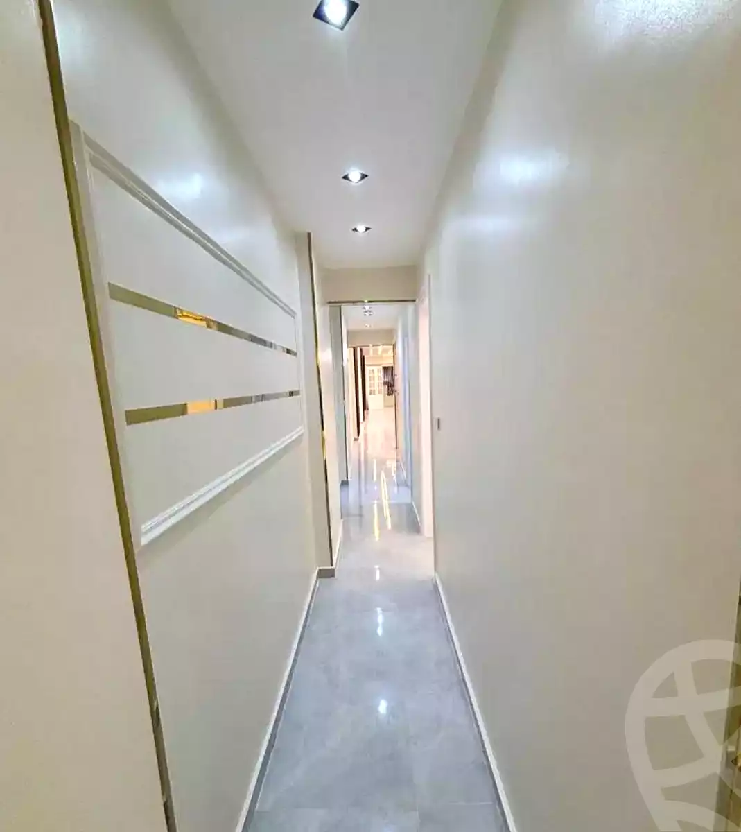 https://aqarmap.com.eg/en/listing/7016406-for-sale-alexandria-sydy-bshr-sydy-bshr-bhry-shr-mhmwd-l-yswy
