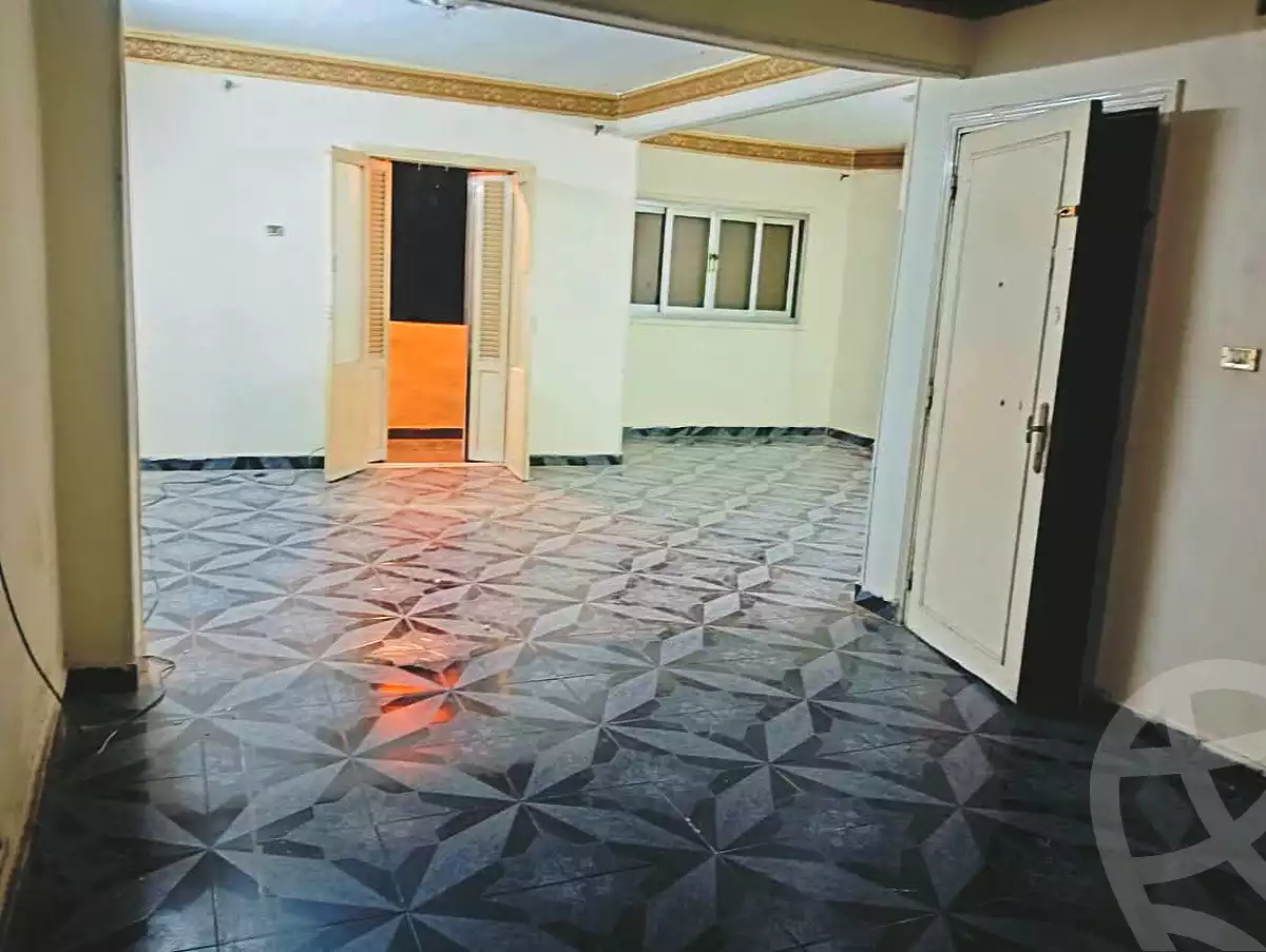 https://aqarmap.com.eg/ar/listing/7016491-for-rent-cairo-ain-shams-ahmed-esmat-st