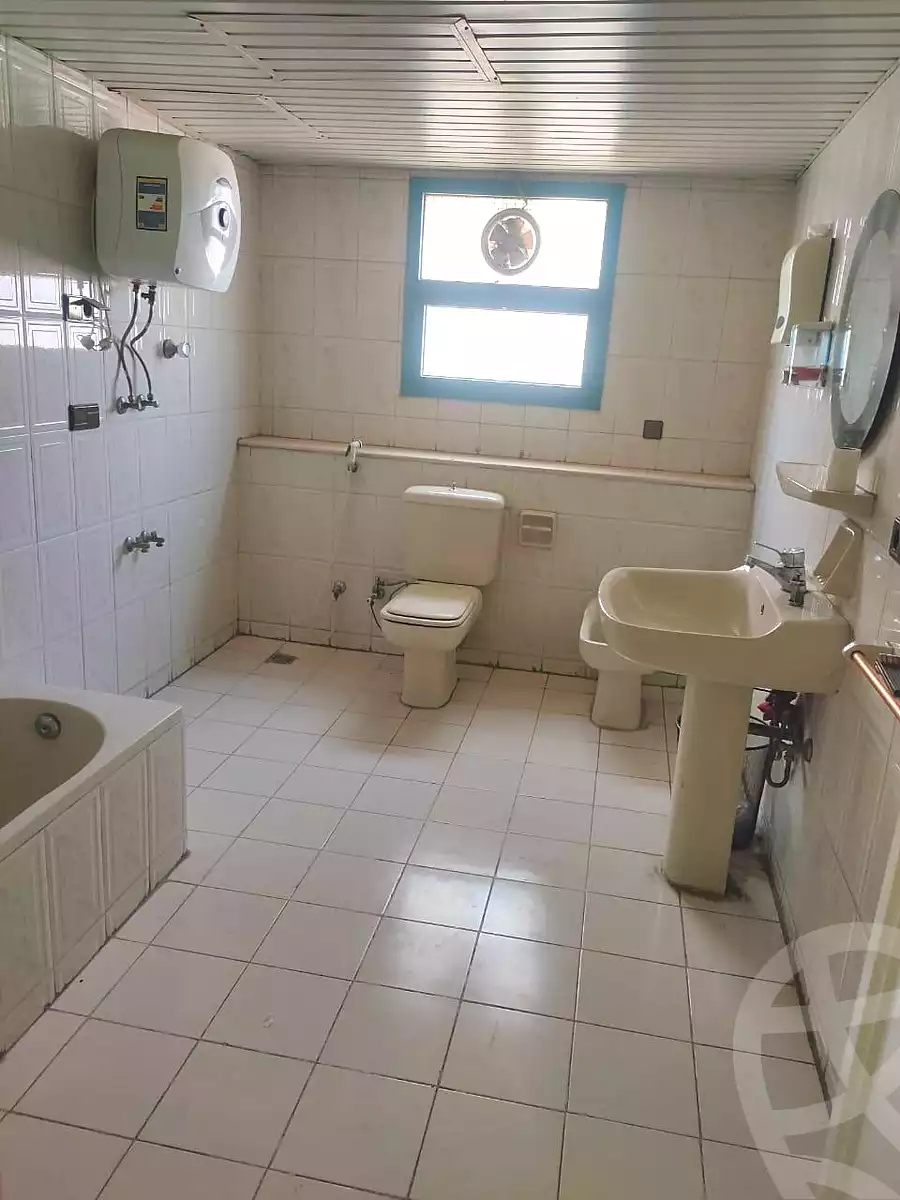 https://aqarmap.com.eg/ar/listing/7016813-for-sale-cairo-el-mohandesen-shr-jm-ldwl-l-rby
