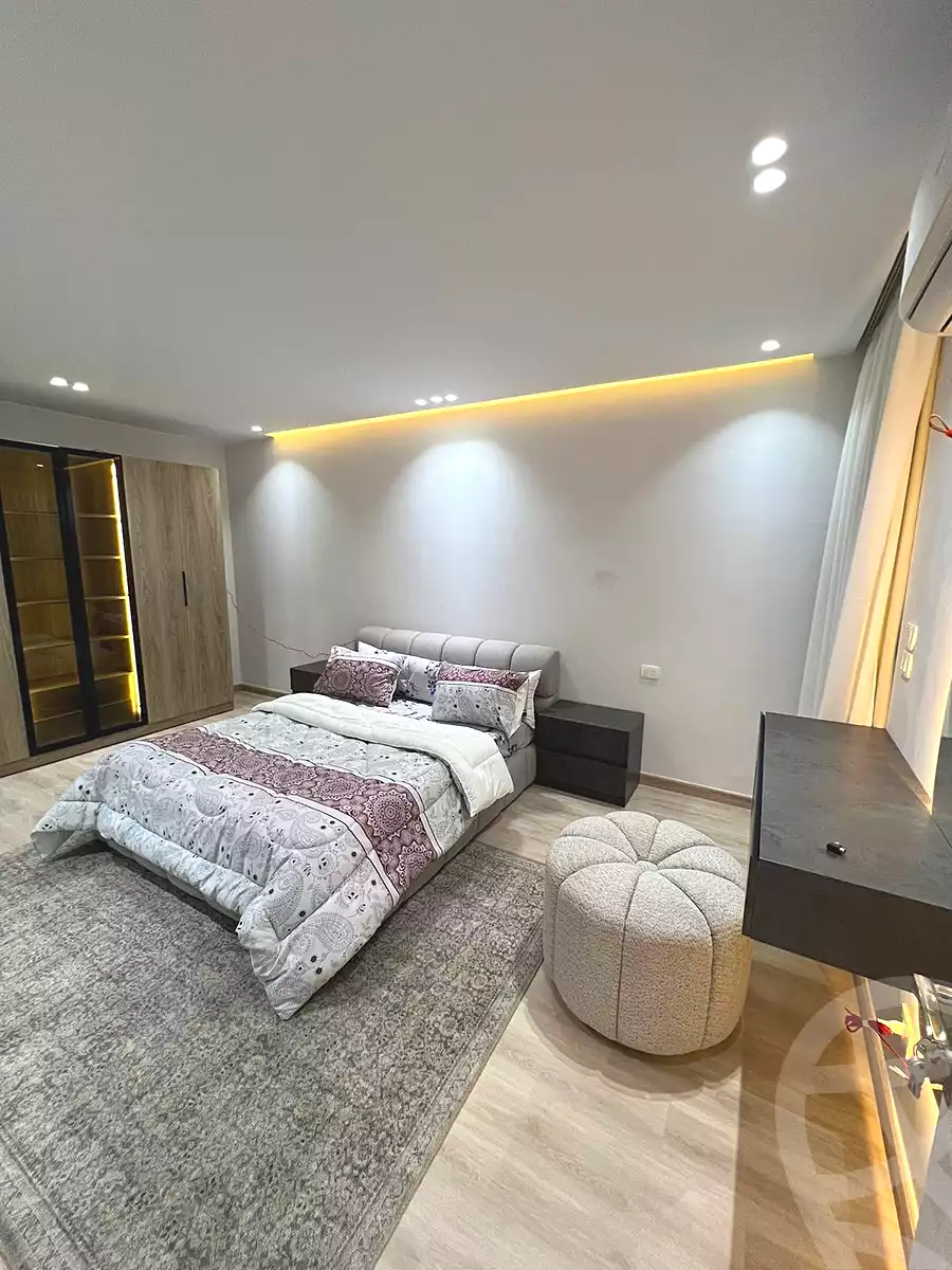 https://aqarmap.com.eg/en/listing/7017047-for-rent-cairo-new-cairo-lrhb-city-phase-7