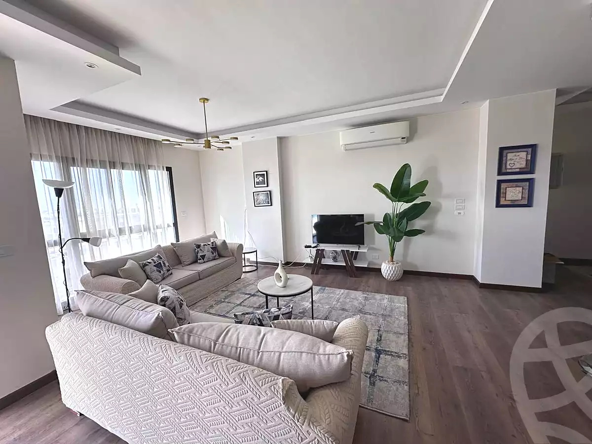 https://aqarmap.com.eg/ar/listing/7017284-for-rent-cairo-new-cairo-compounds-villette-kmbwnd-sky-kwndwz-swdyk-villette