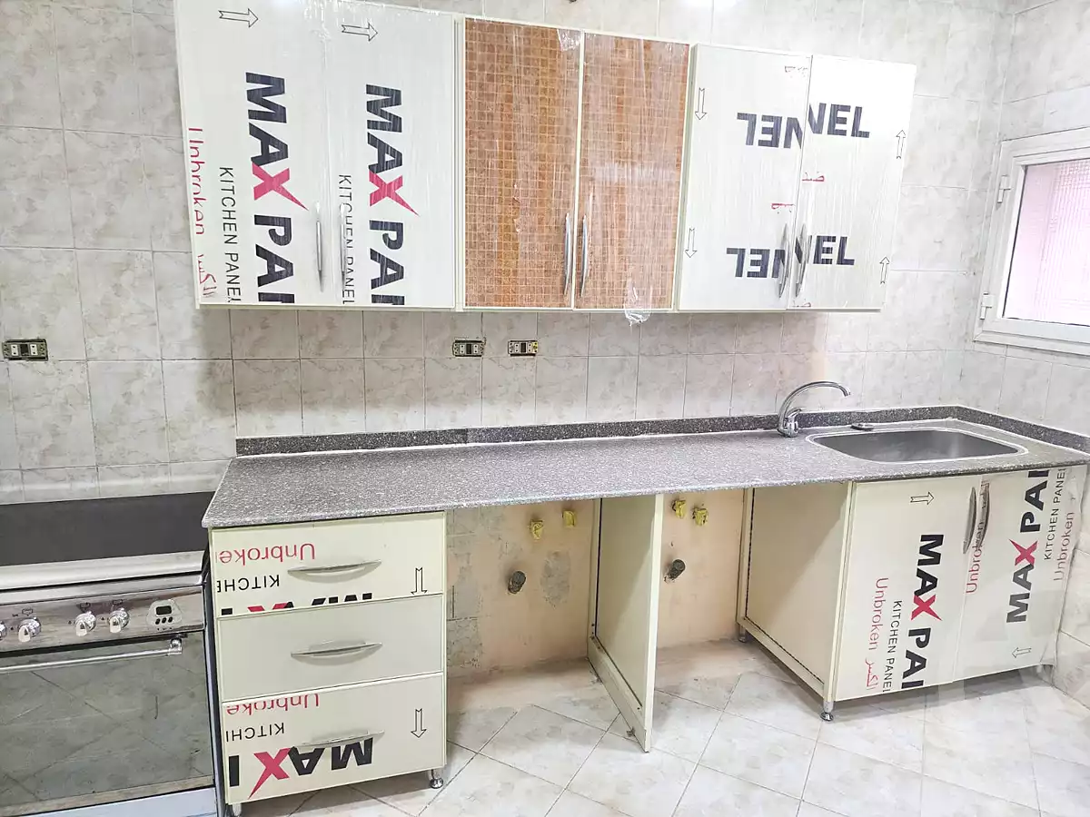 https://aqarmap.com.eg/en/listing/7017415-for-rent-cairo-new-cairo-lrhb-city-phase-1-ahmed-rami-st