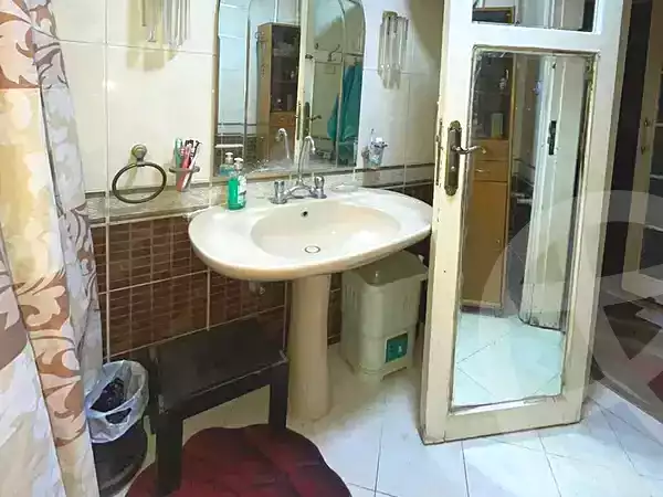 https://aqarmap.com.eg/en/listing/7017467-for-sale-cairo-el-haram-shareaa-el-haram