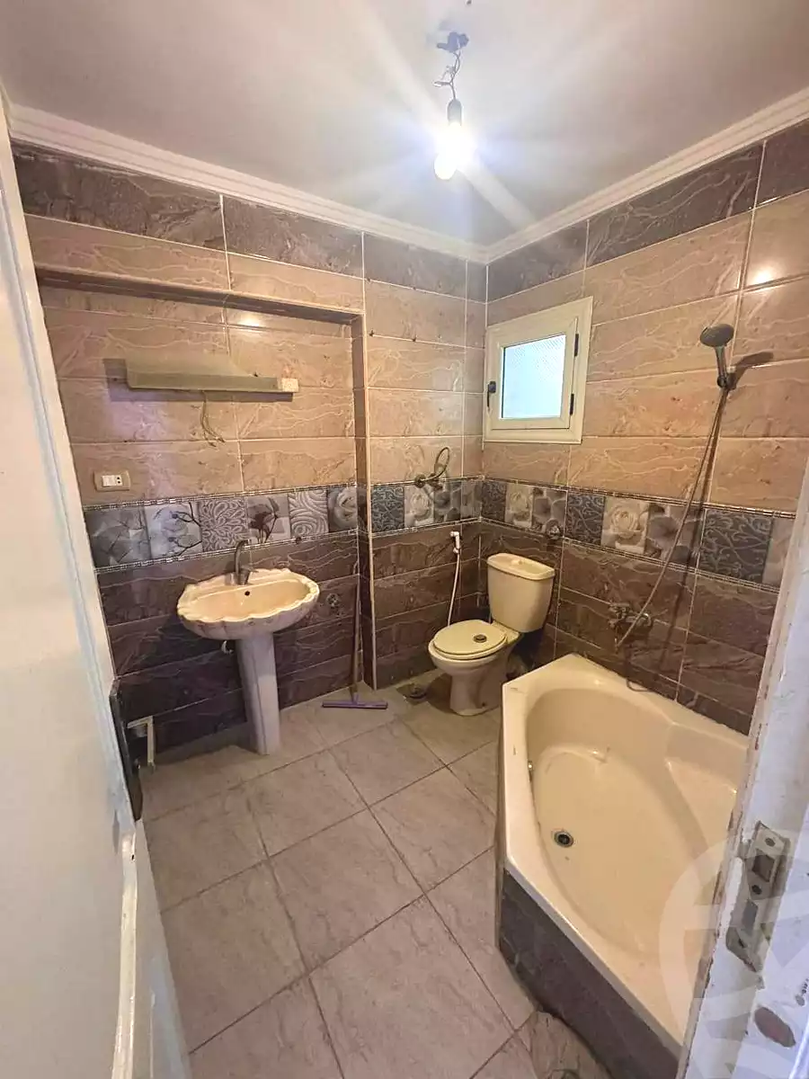 https://aqarmap.com.eg/en/listing/7017577-for-sale-alexandria-lsywf-el-falki