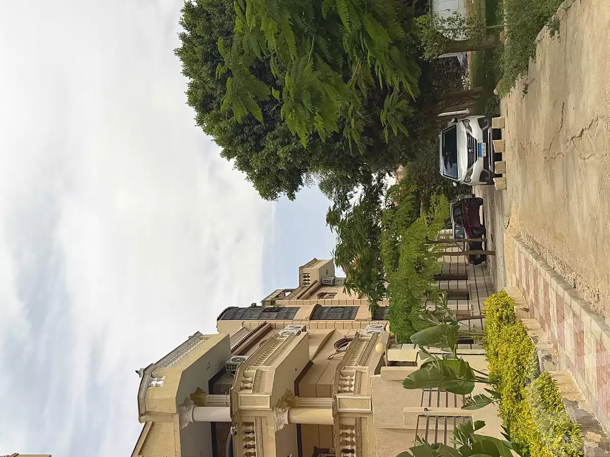 https://aqarmap.com.eg/ar/listing/7017708-for-sale-cairo-el-shorouk-lskn-l-yly-neighbourhood-7