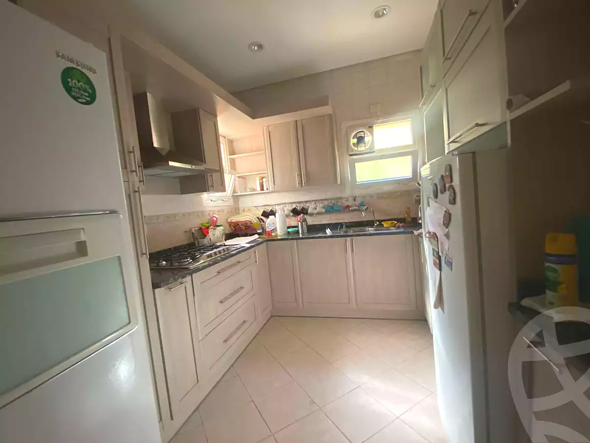 https://aqarmap.com.eg/ar/listing/7018342-for-sale-cairo-new-cairo-lrhb-city-phase-1-ahmed-rami-st