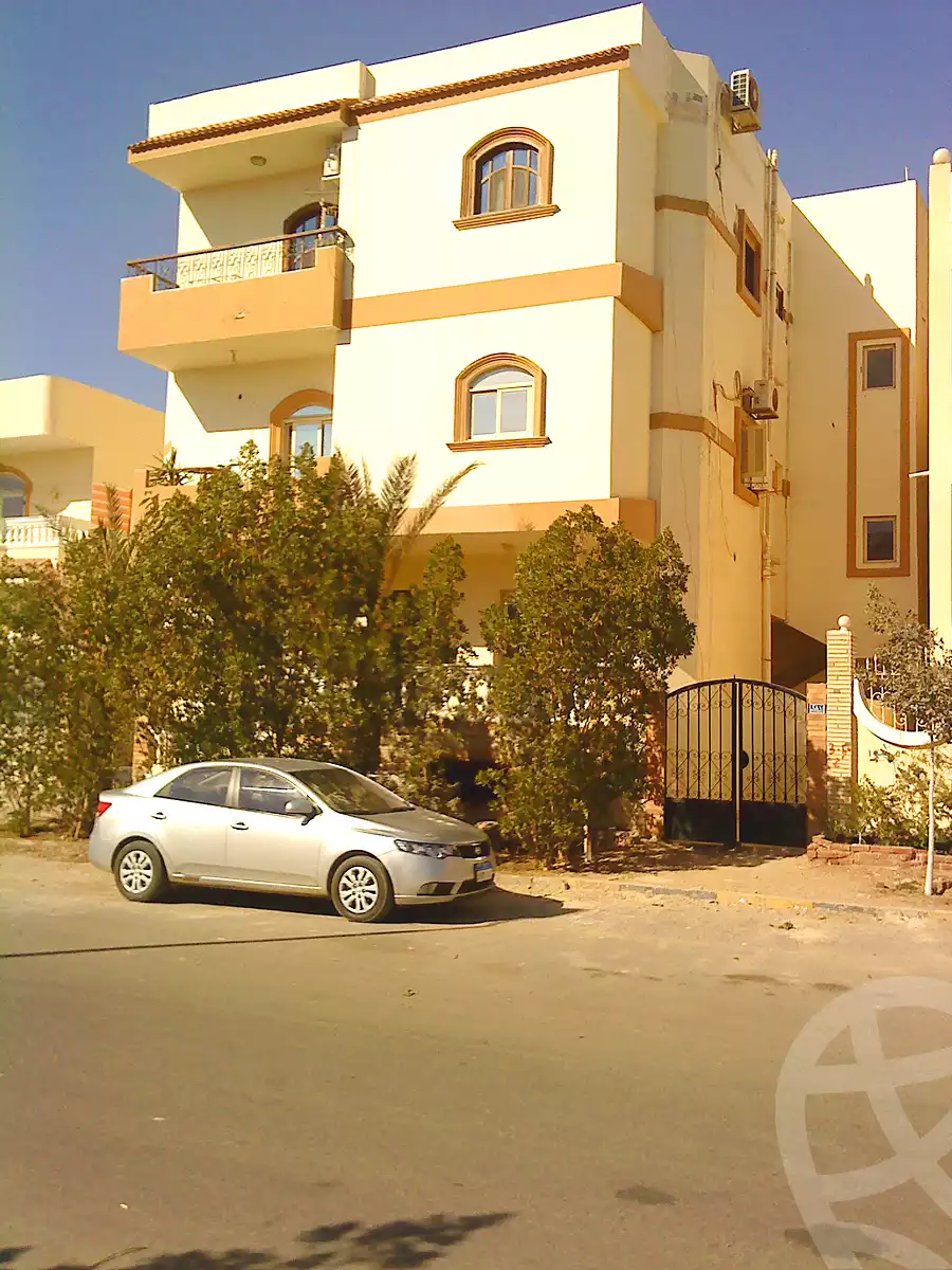 https://aqarmap.com.eg/ar/listing/7018382-for-sale-red-sea-el-helal