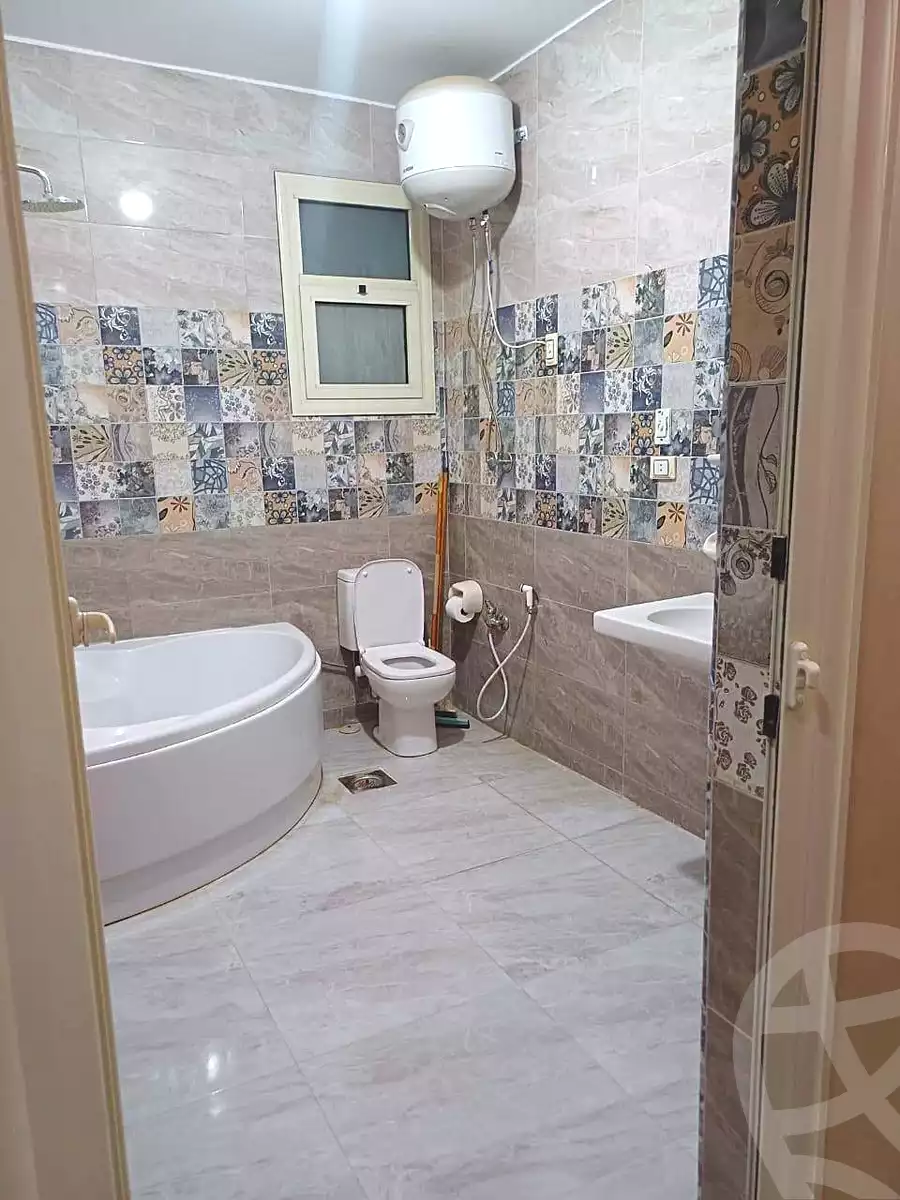 https://aqarmap.com.eg/ar/listing/7018703-for-rent-cairo-helwan-hadayek-helwan-nile-corniche-st