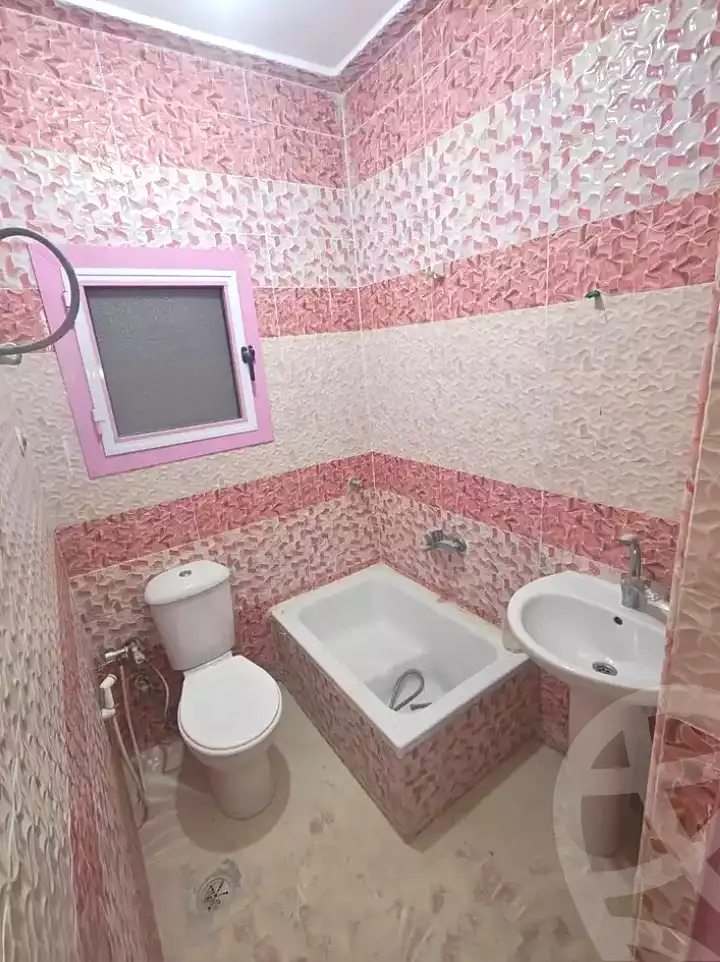 https://aqarmap.com.eg/en/listing/7019692-for-sale-alexandria-al-agamy-el-hanouvel-el-warsha-st