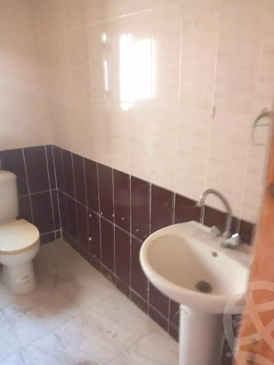 https://aqarmap.com.eg/en/listing/7019721-for-sale-alexandria-al-agamy-el-kilo-21