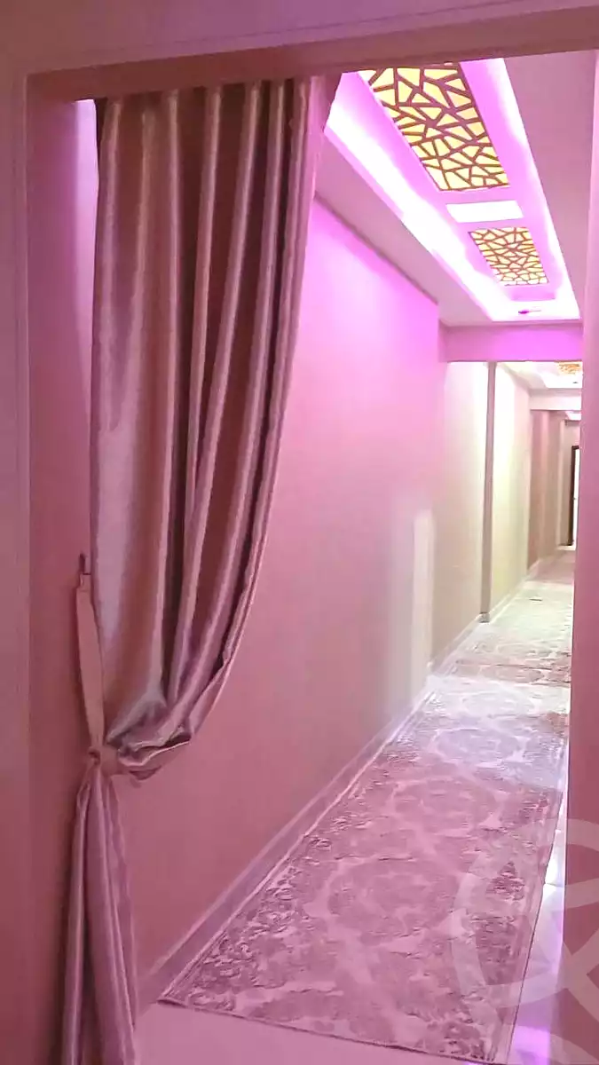 https://aqarmap.com.eg/ar/listing/7020106-for-rent-cairo-helwan-hadayek-helwan-nile-corniche-st