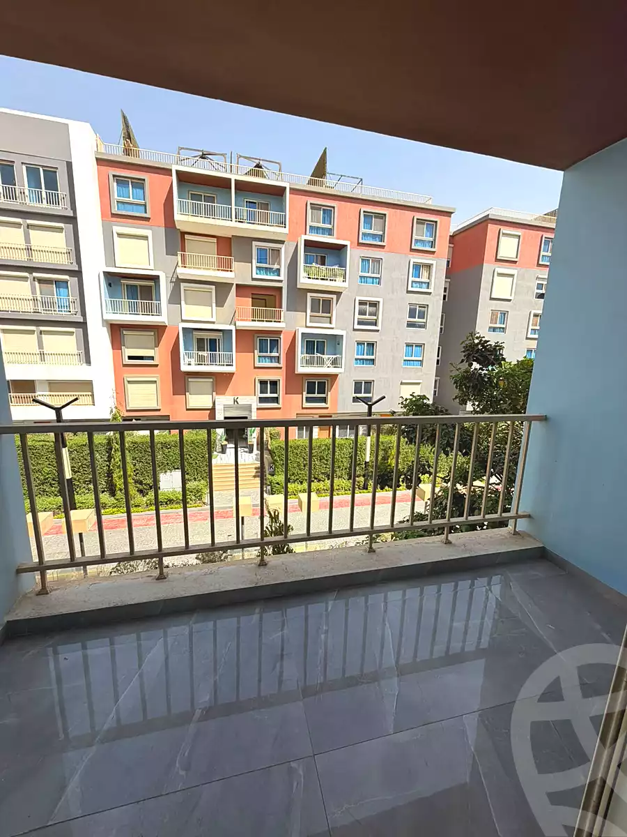 3 BR Apartment in Amorada, photo 5 of 11