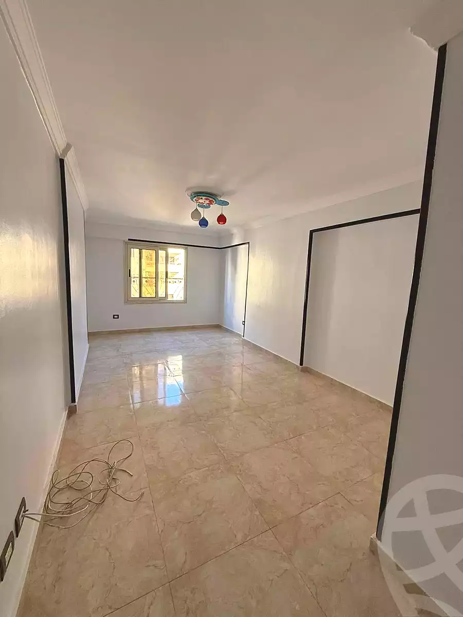 https://aqarmap.com.eg/ar/listing/7020411-for-sale-alexandria-el-mandara-shr-jml-bd-lnsr