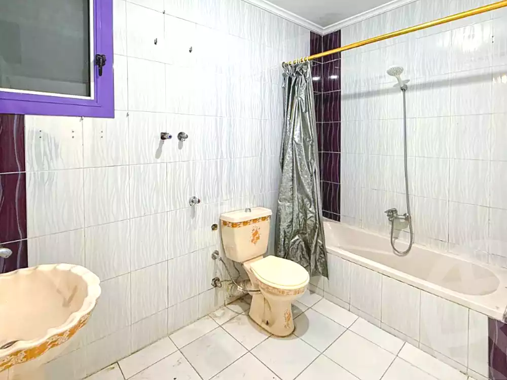https://aqarmap.com.eg/en/listing/7020460-for-sale-alexandria-sydy-bshr-sydy-bshr-bhry-street-16