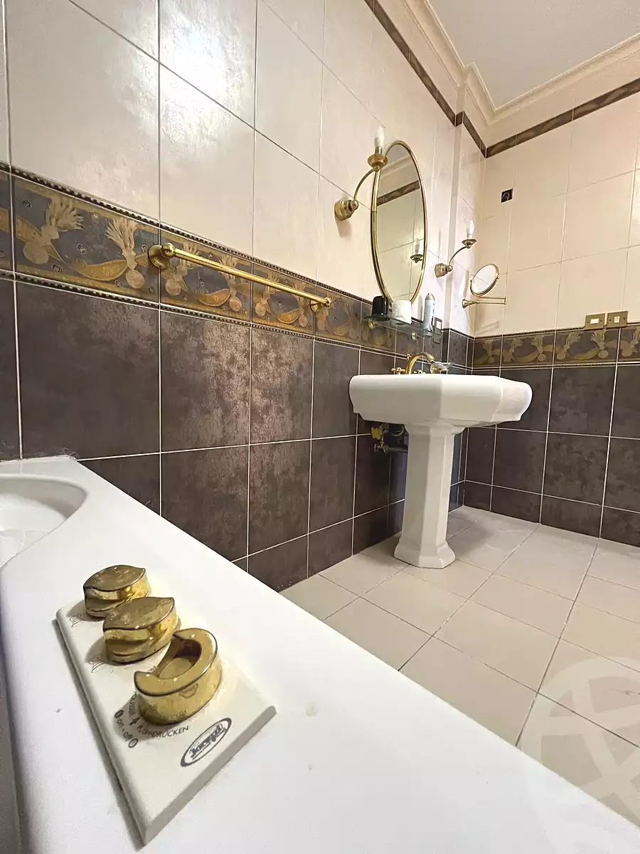 https://aqarmap.com.eg/ar/listing/7020489-for-sale-alexandria-el-montazah-sheraton-towers
