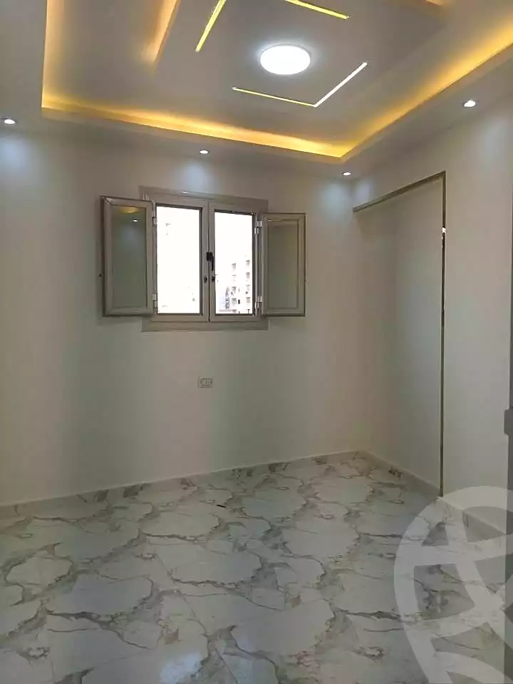 https://aqarmap.com.eg/ar/listing/7020519-for-sale-alexandria-sydy-bshr-shr-mlk-hfny