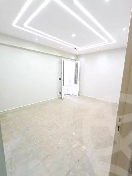 https://aqarmap.com.eg/en/listing/7020763-for-sale-alexandria-al-agamy-el-hanouvel-kasr-al-quiri-st-1