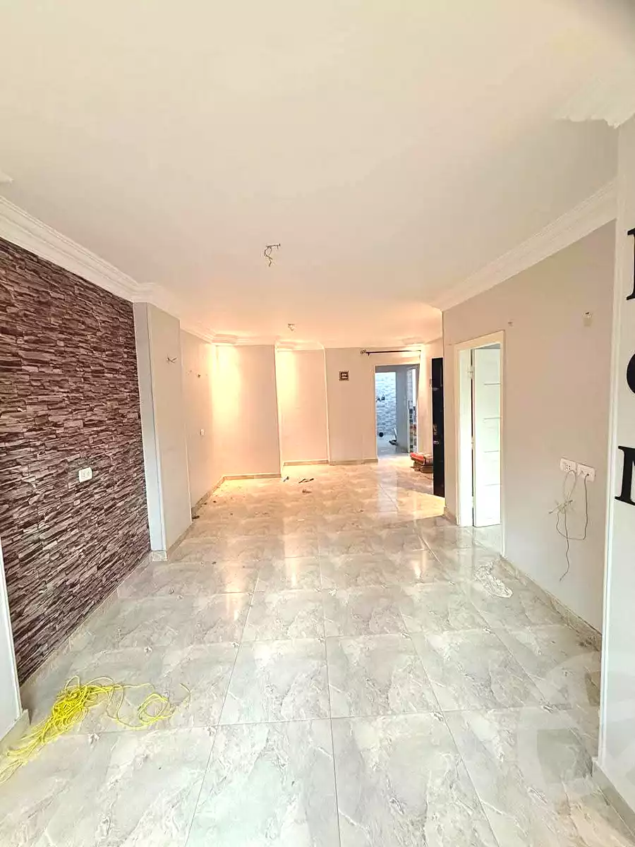 https://aqarmap.com.eg/ar/listing/7021083-for-sale-cairo-el-haram-shareaa-el-talateny