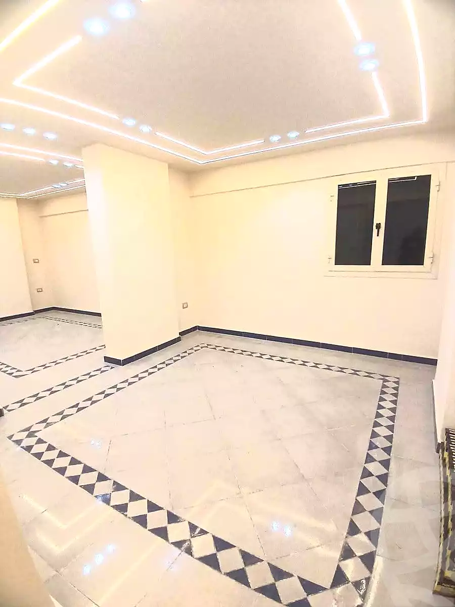 https://aqarmap.com.eg/ar/listing/7021117-for-sale-alexandria-el-asafra-shr-45