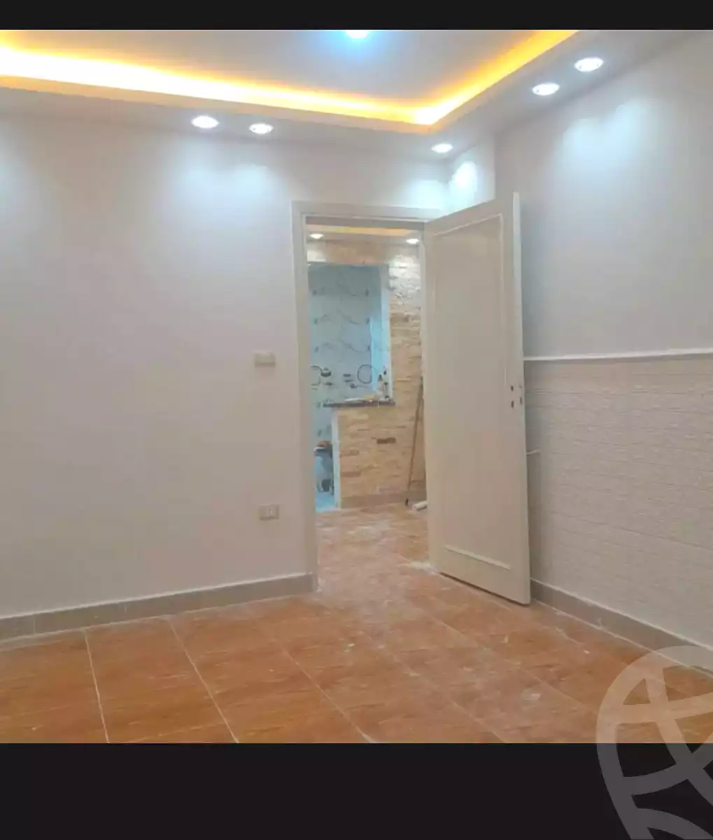 https://aqarmap.com.eg/ar/listing/7021195-for-sale-alexandria-al-agamy-lbytsh-bianchiii-el-arbaeen-st