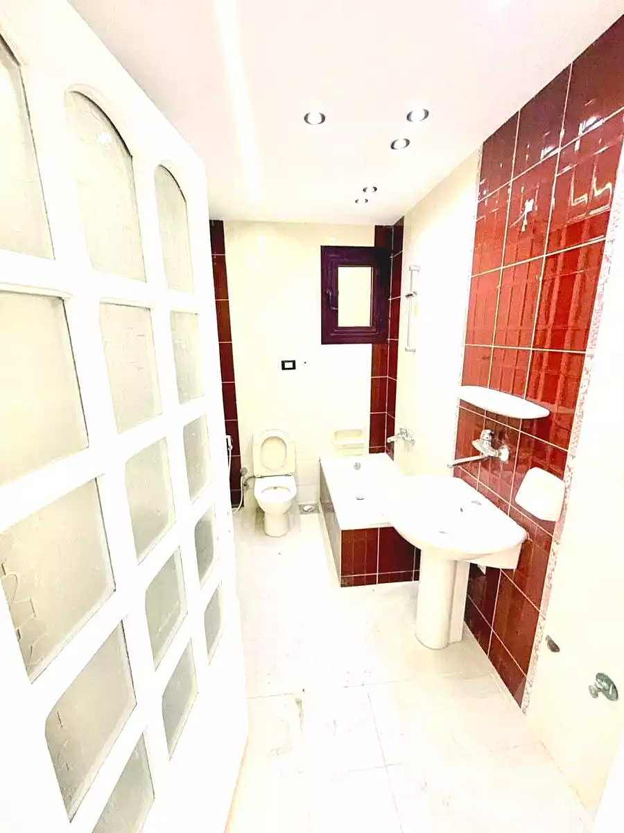 https://aqarmap.com.eg/ar/listing/7021357-for-sale-alexandria-el-asafra-l-sfr-bhry